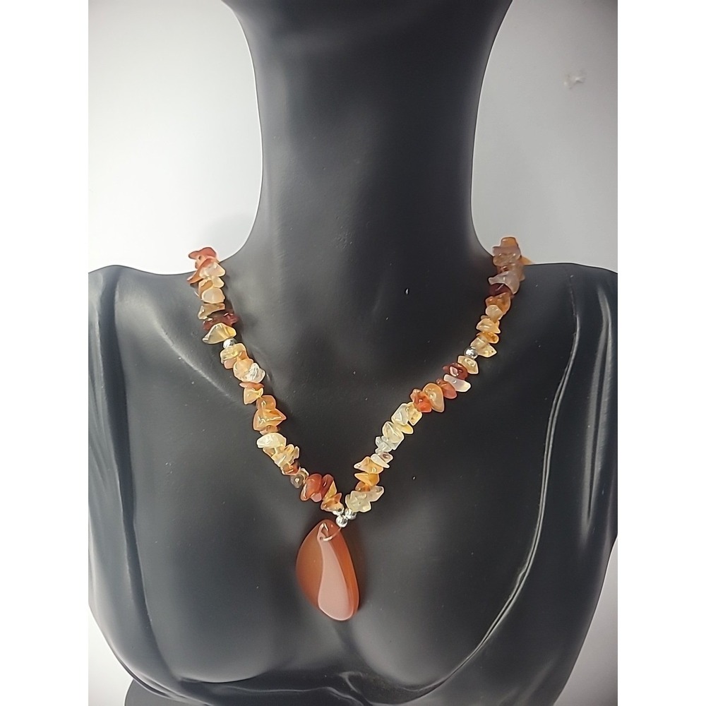 Vintage Necklace Stone Chip Orange Red Silver Tone Orange teardrop Pendant